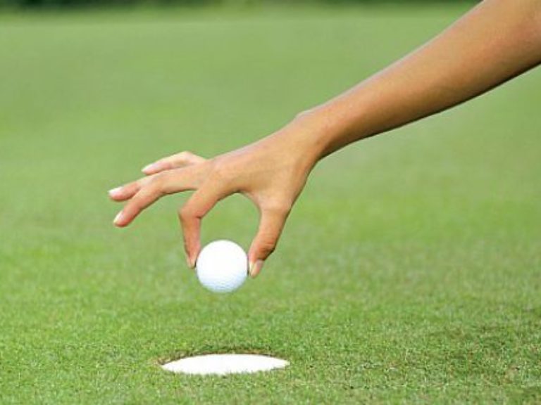 Your perfect shot on the green! Your perfect shot on the green!