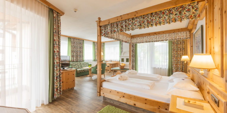 doppelzimmer-superieure-wellnesshotel-schoenruh-seefeld-tirol-innenaufnahmen-1398-dj