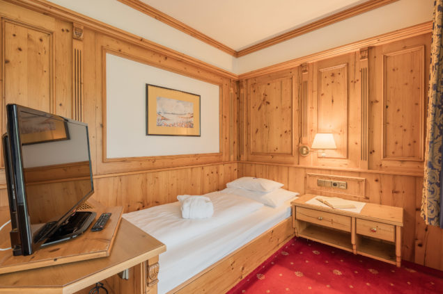 einzelzimmer-de-luxe-wellnesshotel-schoenruh-seefeld-tirol-innenaufnahmen-1498-dj