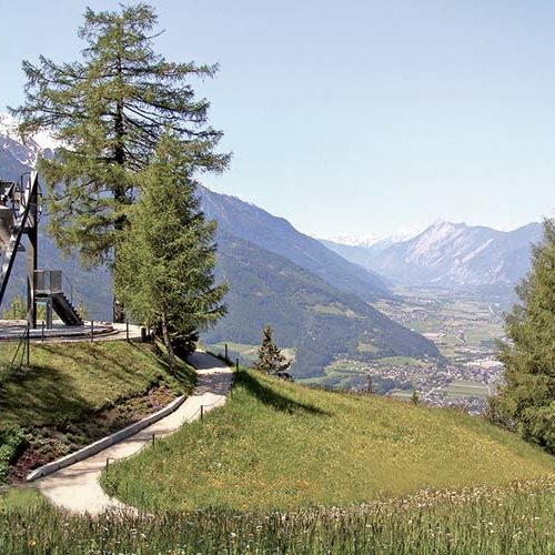 Friedensglocke-Berge-Tirols