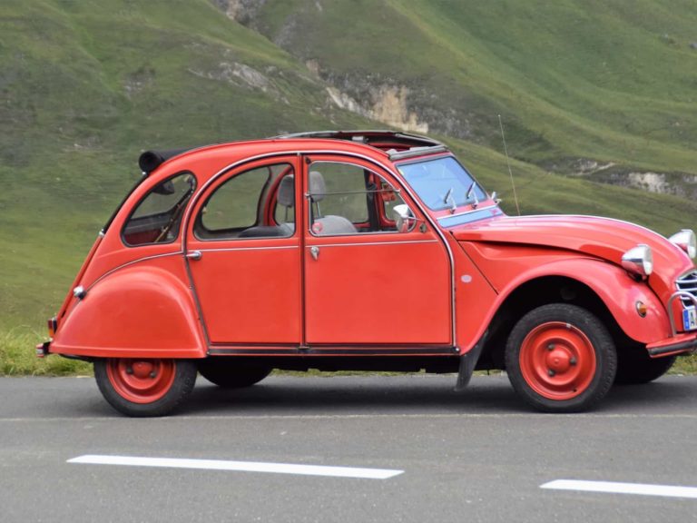 oldtimer-alpenstraßen und alpenpässe Oldtimer auf Alpenstraße und Alpenpass