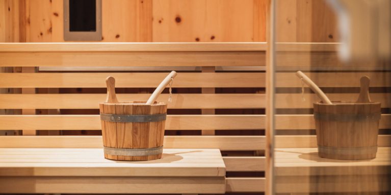 sauna-finnisch-saunawelt-wellnesshotel-schoenruh-seefeld-tirol-innenaufnahmen-2878-dj