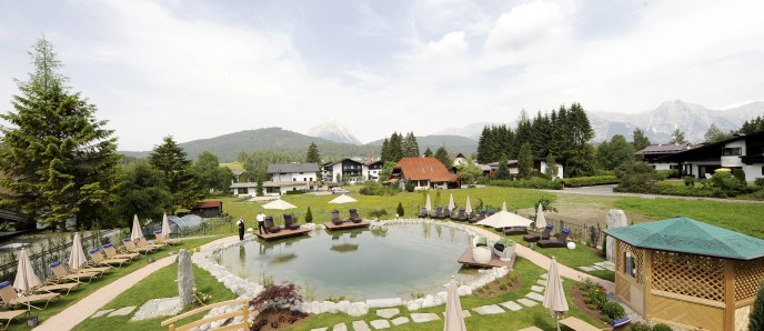 Schwimmteich vom Wellnesshotel Schönruh